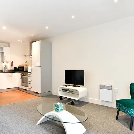 Beach View 1 Bed Apartment With Parking Swansea Exterior photo